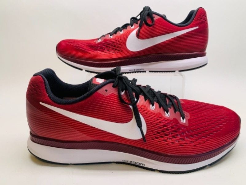 Photo 1 of 766551…Nike zoom sneakers size 16