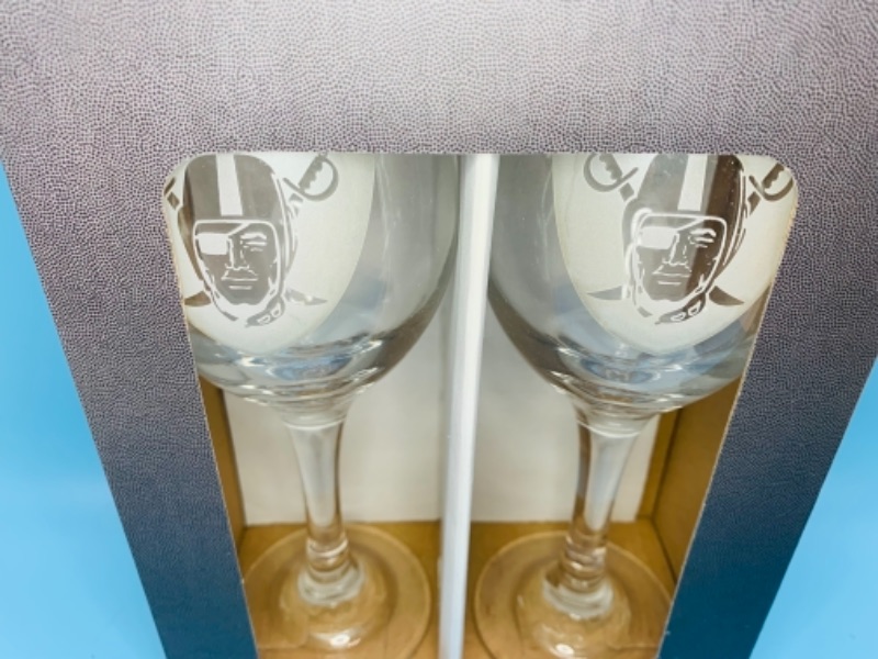 Photo 2 of 766558…NFL Raiders wine glasses 