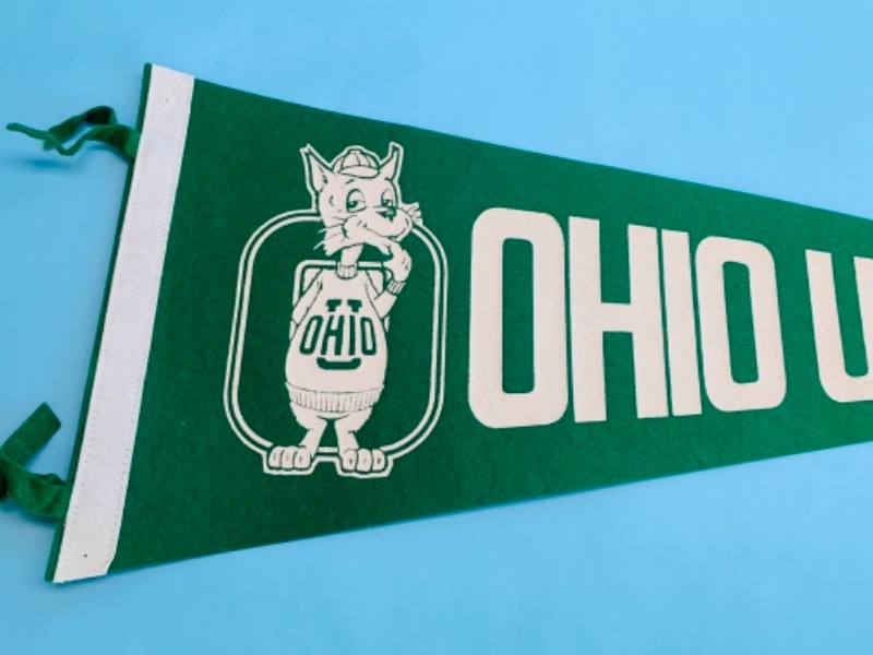 Photo 2 of 766602… vintage Ohio university pennant