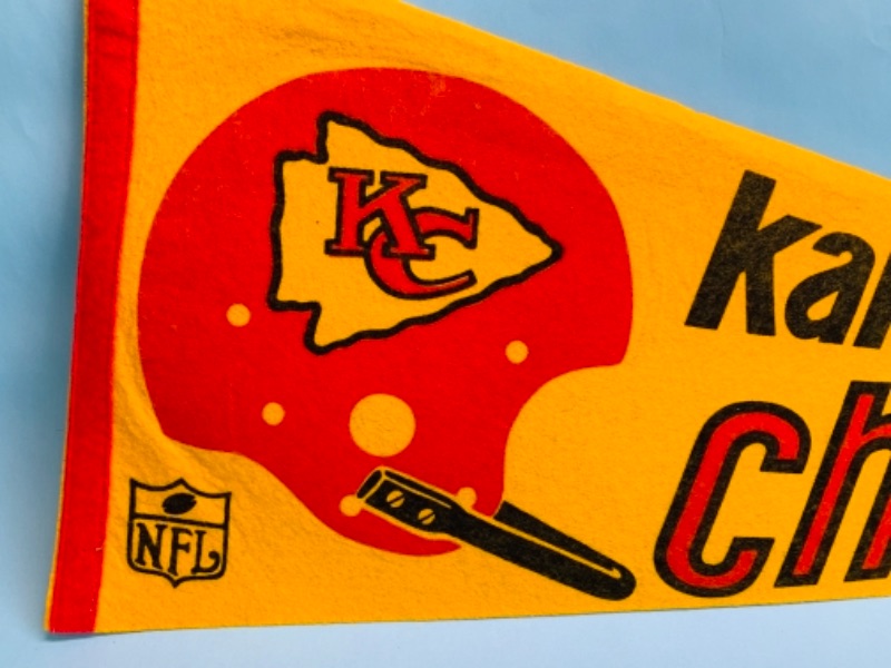 Photo 1 of 766604… vintage Kansas City Chiefs pennant