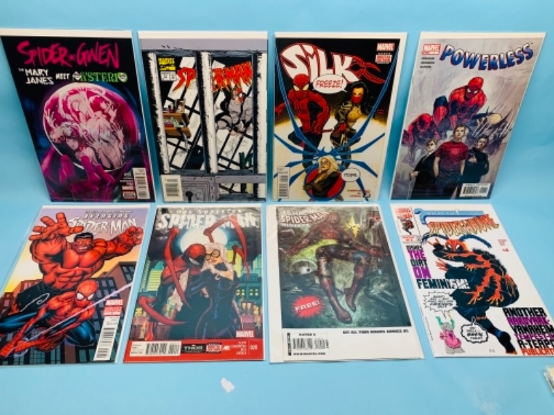 Photo 1 of 766693…8 Spider-Man comics in plastic sleeves 