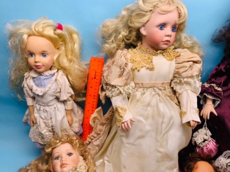 Photo 4 of 766694…7 vintage porcelain dolls