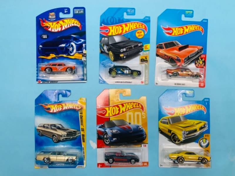 Photo 1 of 766700… 6 hot wheels die cast cars in original packages 