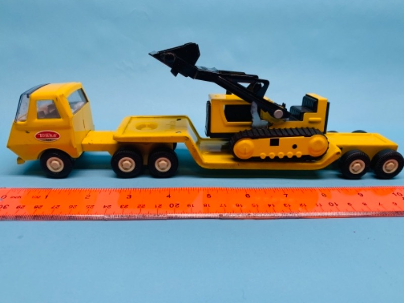 Photo 1 of 766718…vintage 11 inch tonka truck, trailer, and loader