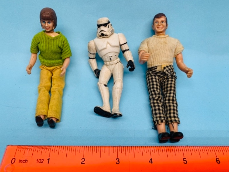 Photo 1 of 766723…3 vintage action figures 