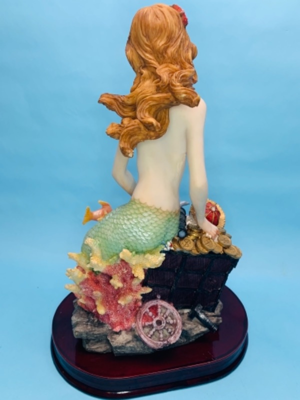 Photo 1 of 766725…large 13 inch mythical figurine 