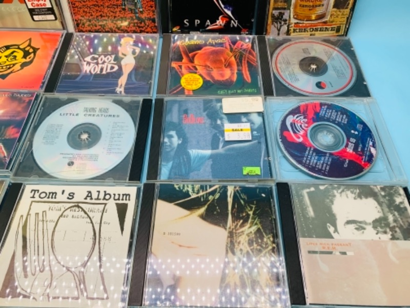 Photo 2 of 766835…20 music cd’s