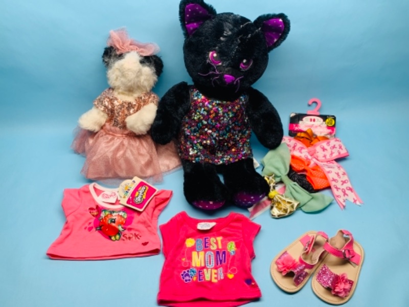 Photo 1 of 766891…2  build a bears and clothing 