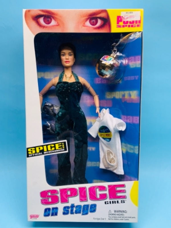Photo 1 of 766905…posh spice girl doll in original box 