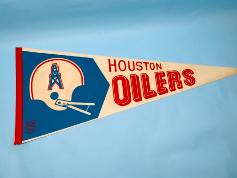 Photo 1 of 766907…vintage Houston Oilers pennant