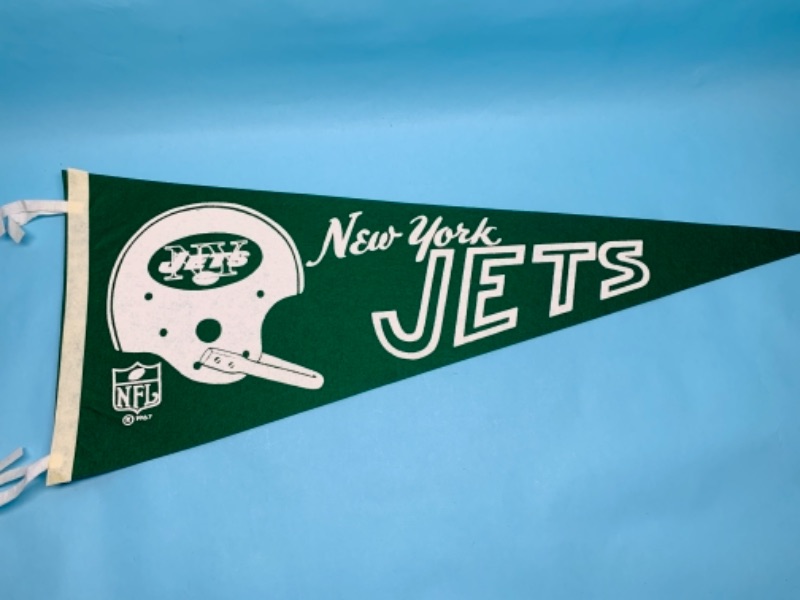 Photo 1 of 766925…vintage 1967 New York jets pennant