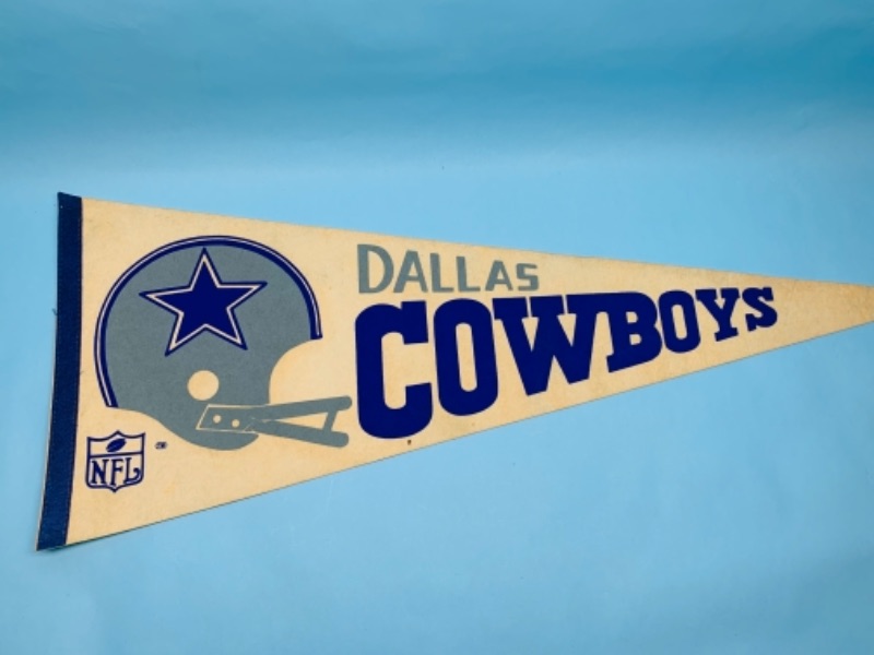 Photo 1 of 766928…vintage Dallas Cowboys pennant