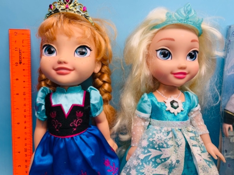 Photo 4 of 766930…3 large Disney frozen dolls and 2 snowmen figures 