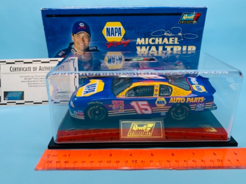 Photo 3 of 766940…Revell 1:24 scale die cast Daytona Michael Waltrip stock car with coa and display case in original box 