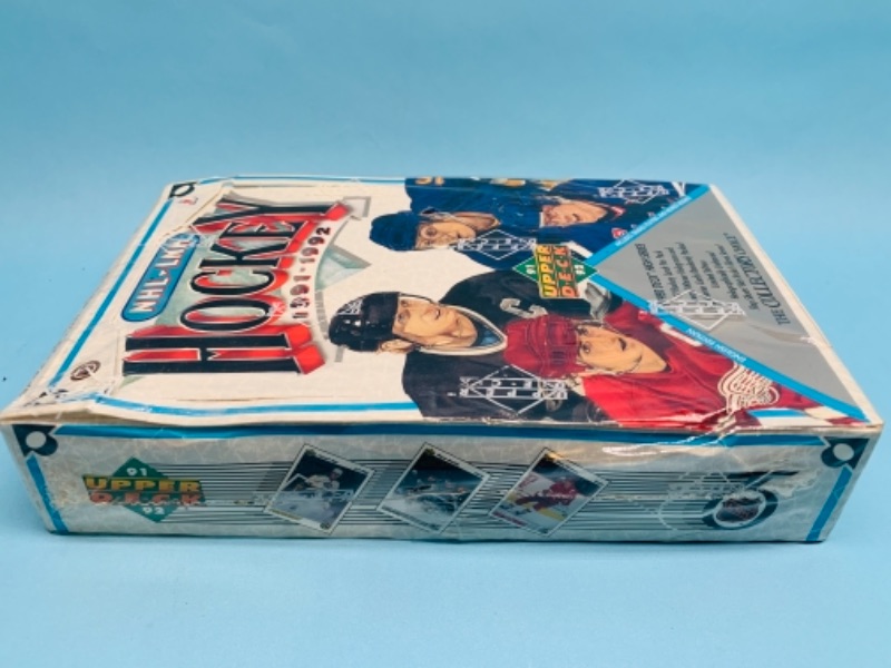 Photo 2 of 766943…sealed 91-92 upper deck hockey collectors choice card set in sealed box 