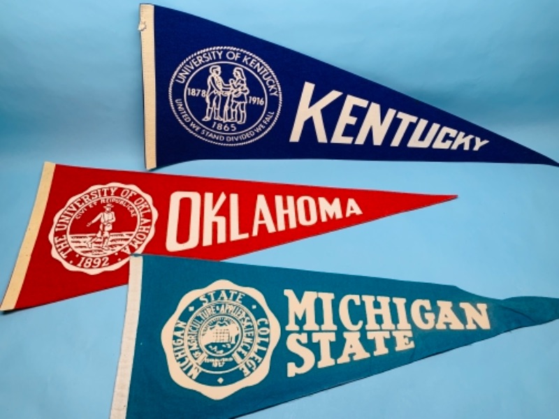 Photo 1 of 766945…3 vintage sports pennants 