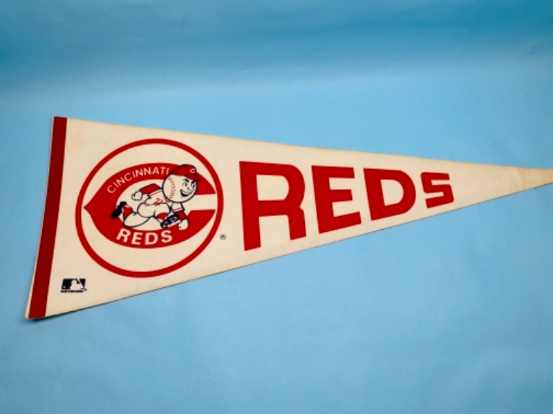 Photo 1 of 766949…vintage Cincinnati reds pennant