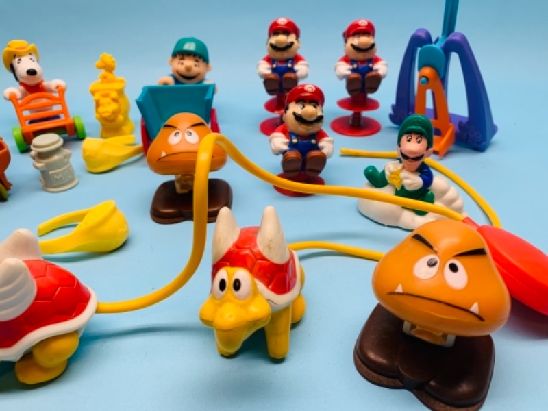 Photo 2 of 766969…vintage toy Mario brothers and snoopy figures