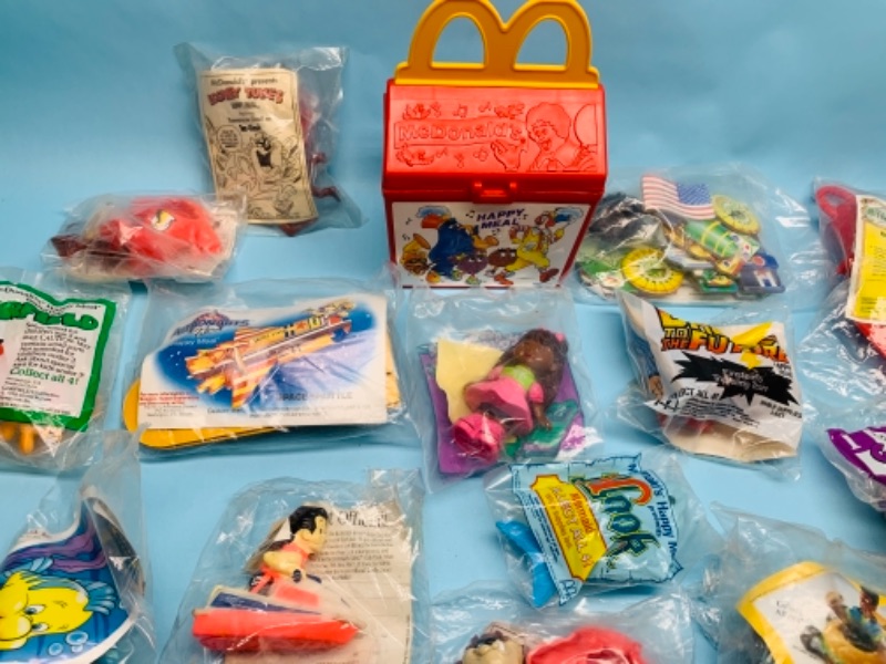 Photo 5 of 766971…27 vintage sealed McDonald’s toys 