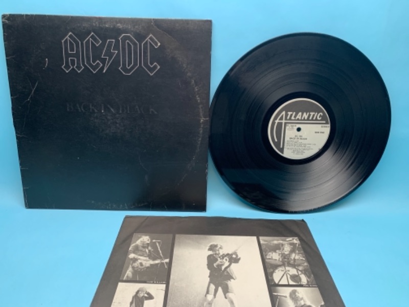 Photo 1 of 766975…1980 AC/DC back in black vinyl great condition for age in plastic sleeve 