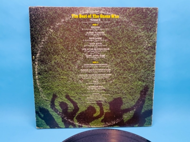 Photo 2 of 766986…1973 The best of guests who vinyl great condition for age in plastic sleeve