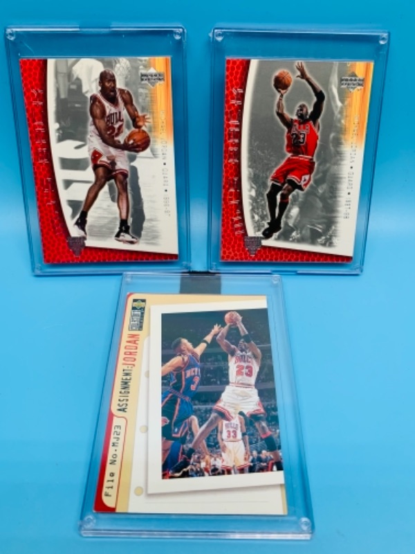 Photo 1 of 767013…3 Michael Jordan cards in hard plastic cases 