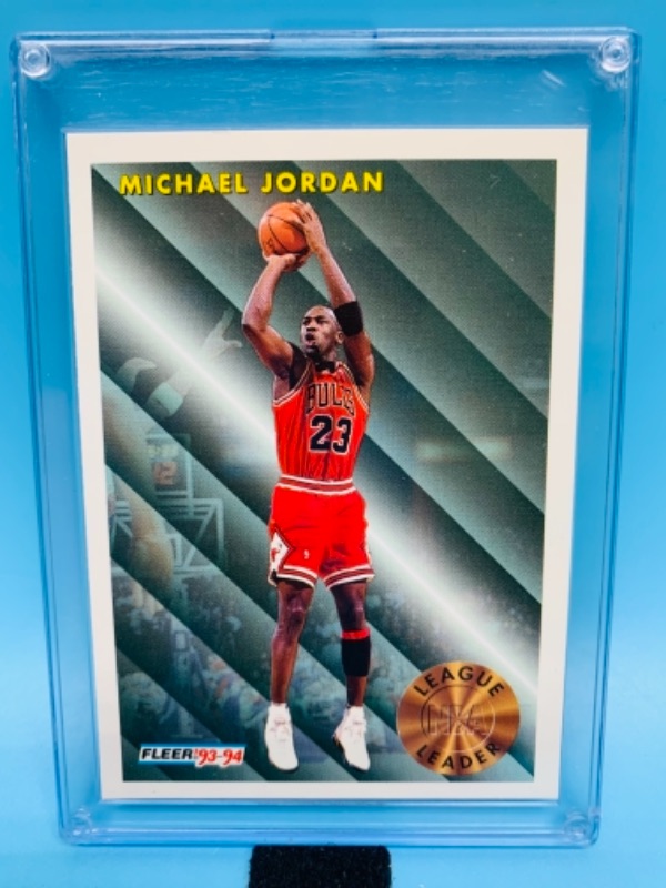 Photo 1 of 767023…fleer 993 Michael Jordan card 224 in hard plastic case