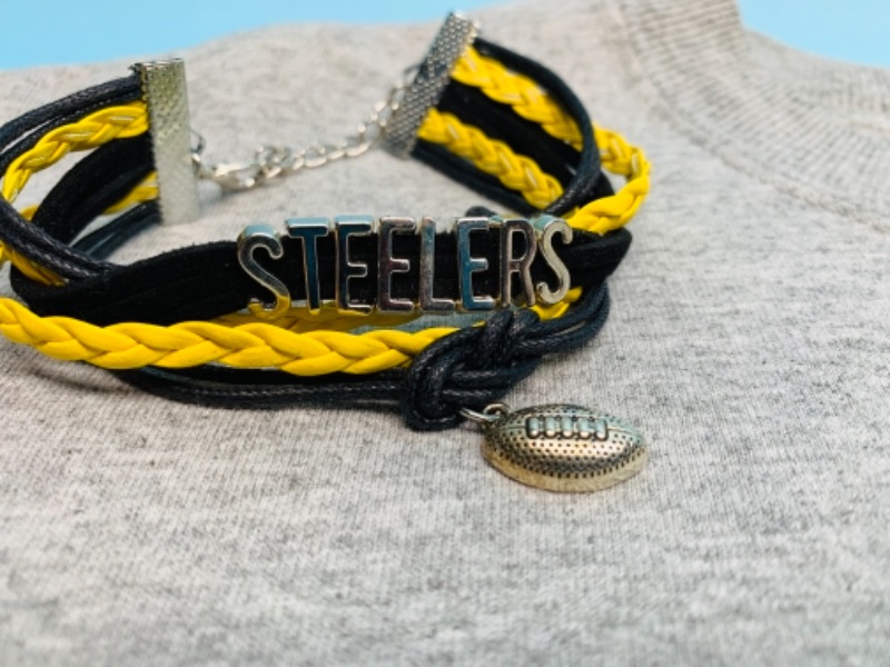 Photo 2 of 767169…Steelers bracelet, socks, t-shirt size xl, Antonio brown socks 