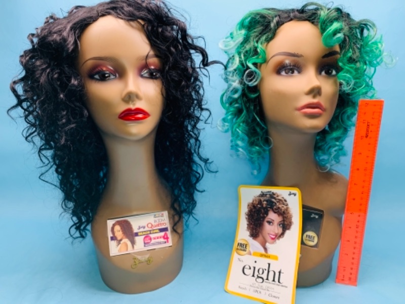 Photo 1 of 767196…2 zury mannequin wig head displays 