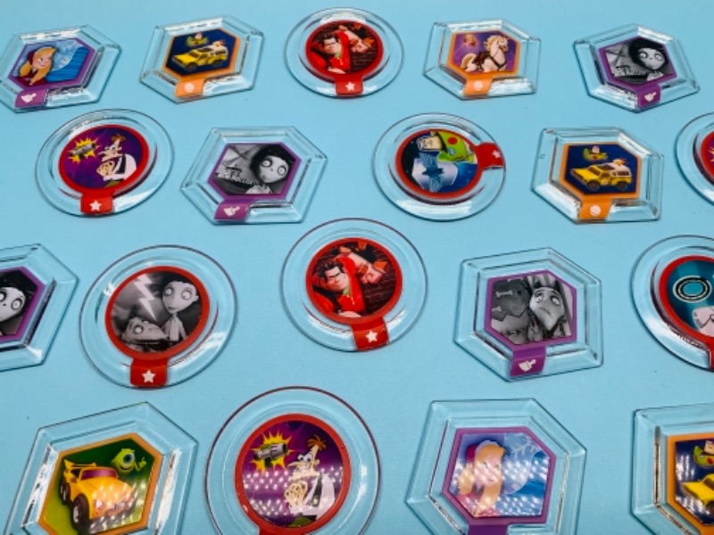 Photo 1 of 767219…27 Disney infinity power discs 
