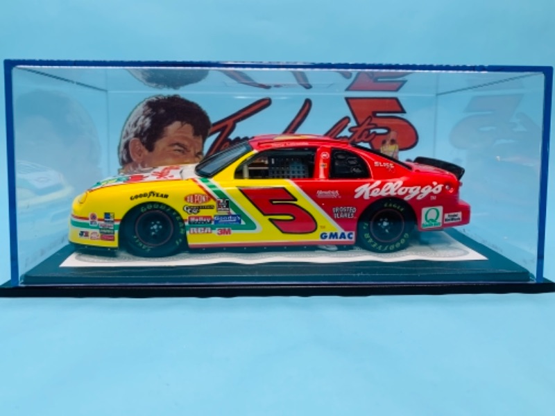 Photo 4 of 767288…large Revell terry labonte Kellogg’s die cast stock car with coa and display case in original box 