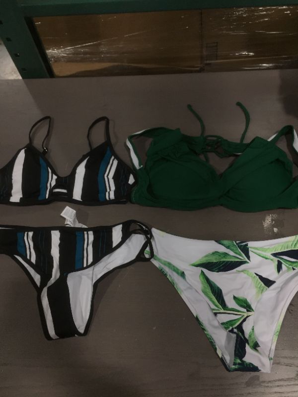 Photo 2 of (2 pack) Cupshe women's two piece bikini's (L)