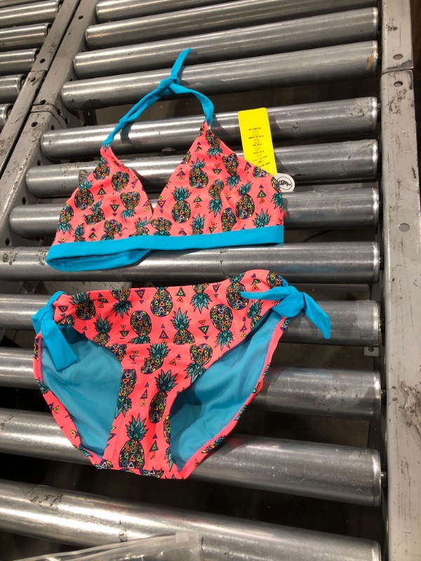 Photo 1 of Childrens bikini 10-12