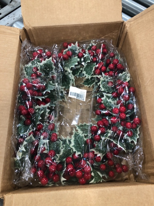 Photo 1 of 12in wreath 