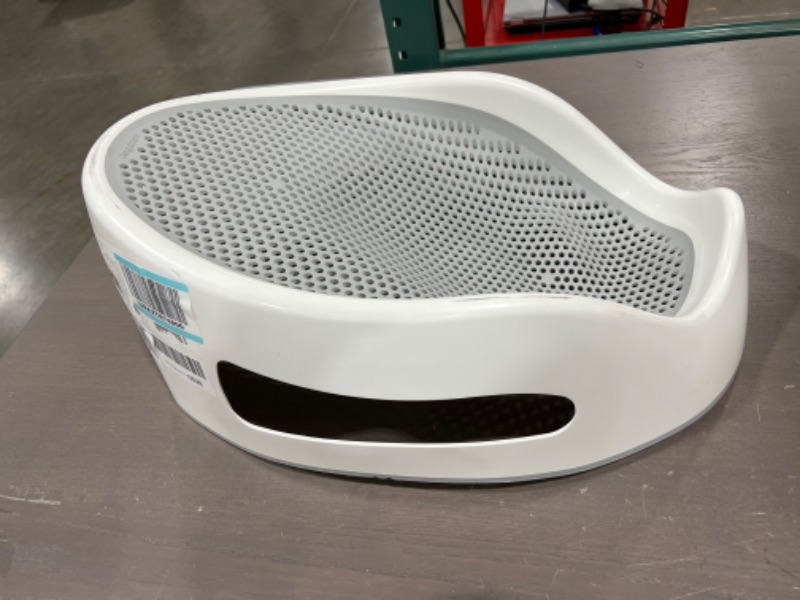 Photo 1 of Angelcare Baby Bath Support - Gray