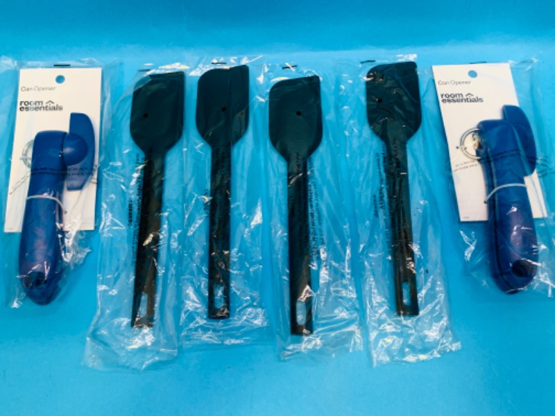 Photo 1 of 776123… 4 silicone spatulas and 2 can openers 