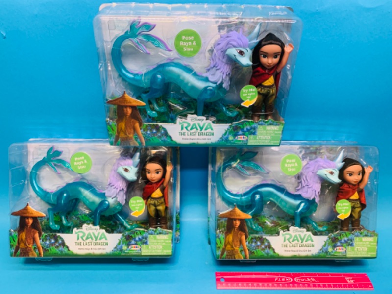 Photo 1 of 776126…3 Disney Raya and the last dragon light up Sisu toy