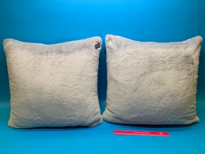 Photo 1 of 776157… 2 xxlarge fluffy toss pillows 24 x 24”