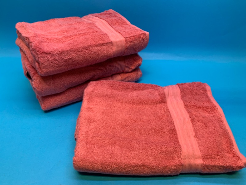 Photo 1 of 776272… 4 large 30 x 54 antimicrobial fluffy bath towels 