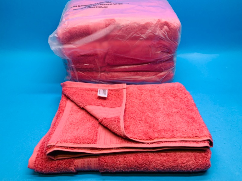 Photo 1 of 776841…4 oversized 30 x 55 antimicrobial fluffy bath towels 