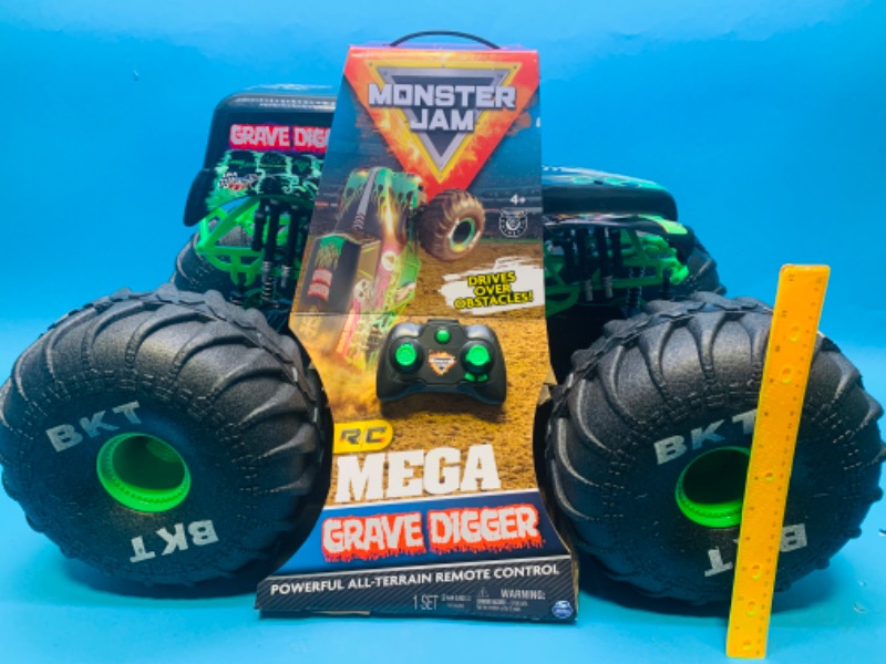 Photo 7 of 777030…monster jam mega size 1.6 scale Grave Digger  all terrain remote control  monster truck with lights 