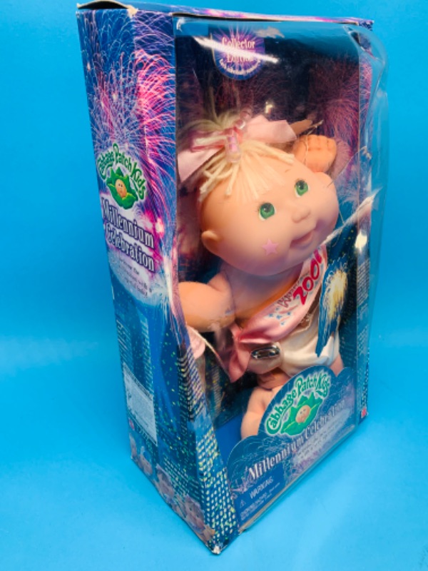 Photo 2 of 777339… vintage cabbage patch kids millennium celebration doll - collector edition - dent in front plastic 