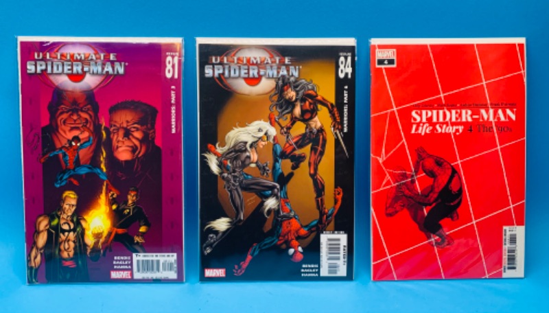 Photo 1 of 777413…3 Spider-Man comics in plastic sleeves 