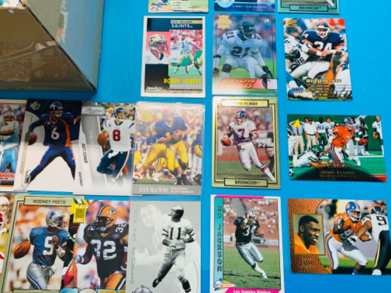 Photo 9 of 777455…700+ misc football trading cards in box