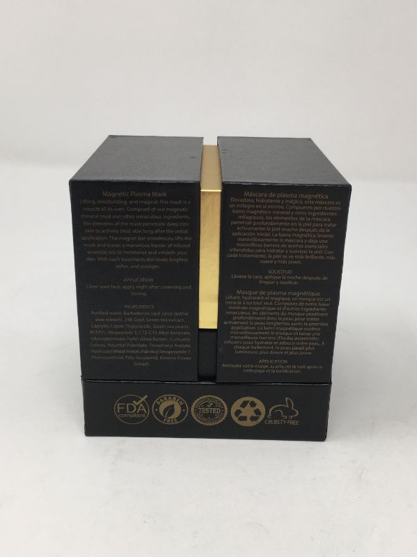 Photo 1 of MAGNETIC PLASMA MASK INTENSIVE TREATMENT MAGNETICALLY EXTRACTS SKIN AGING AND DULLING TOXINS EXFOLIATE AND EVEN SKIN TONE RADIANT SKIN GREEN TEA EXTRACT KIMONA FLOWER EXTRACT NEW IN BOX
$1800