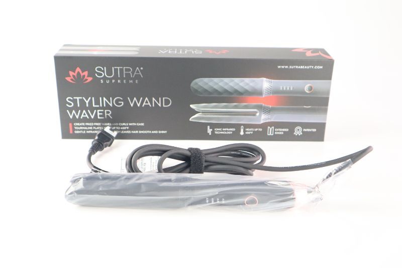Photo 1 of STYLING WAND TOURMALINE PLATES IONIC INFRARED TECHNOLOGY FOR SHINY LOOK WITH NO DAMAGE CURVED TIPS FOR NO BURNING FINGERS 4 HEAT SETTINGS NEW IN BOX  
$117

