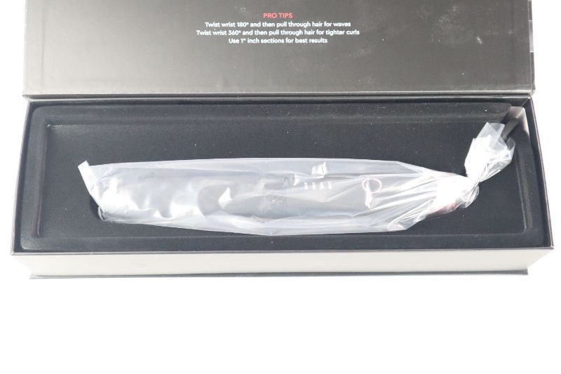 Photo 1 of STYLING WAND TOURMALINE PLATES IONIC INFRARED TECHNOLOGY FOR SHINY LOOK WITH NO DAMAGE CURVED TIPS FOR NO BURNING FINGERS 4 HEAT SETTINGS NEW IN BOX  
$117
