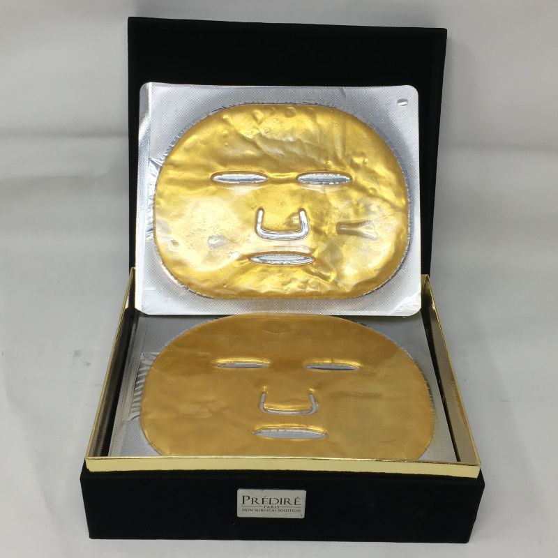 Photo 1 of ANTI AGING 16 PIECE MASK SET 8 OXYGEN AND VITAMIN E BOOSTER MASKS 8 CELL RENEWAL COLLAGEN MASKS IN ITS OWN VELVET LUXURY CASE NEW IN BOX $4300 