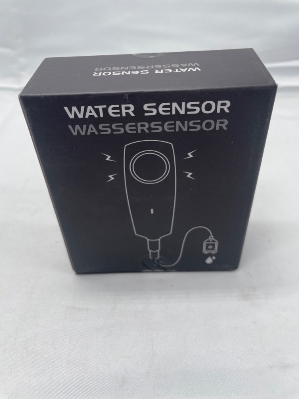 Photo 2 of  Water Leak Detector,100 dB Volume,W2 TUYA Smart APP WiFi Water Sensor Alarm,Water Monitor Alarm with Rechargeable,Remote Monitor Leak Ideal for Home Security Basement,Bath Cellar,Washer