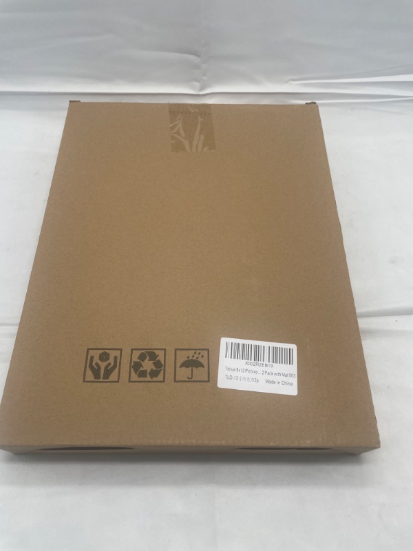 Photo 1 of UNKNOWN COLOR 9x12 Picture Frames 2 pack 